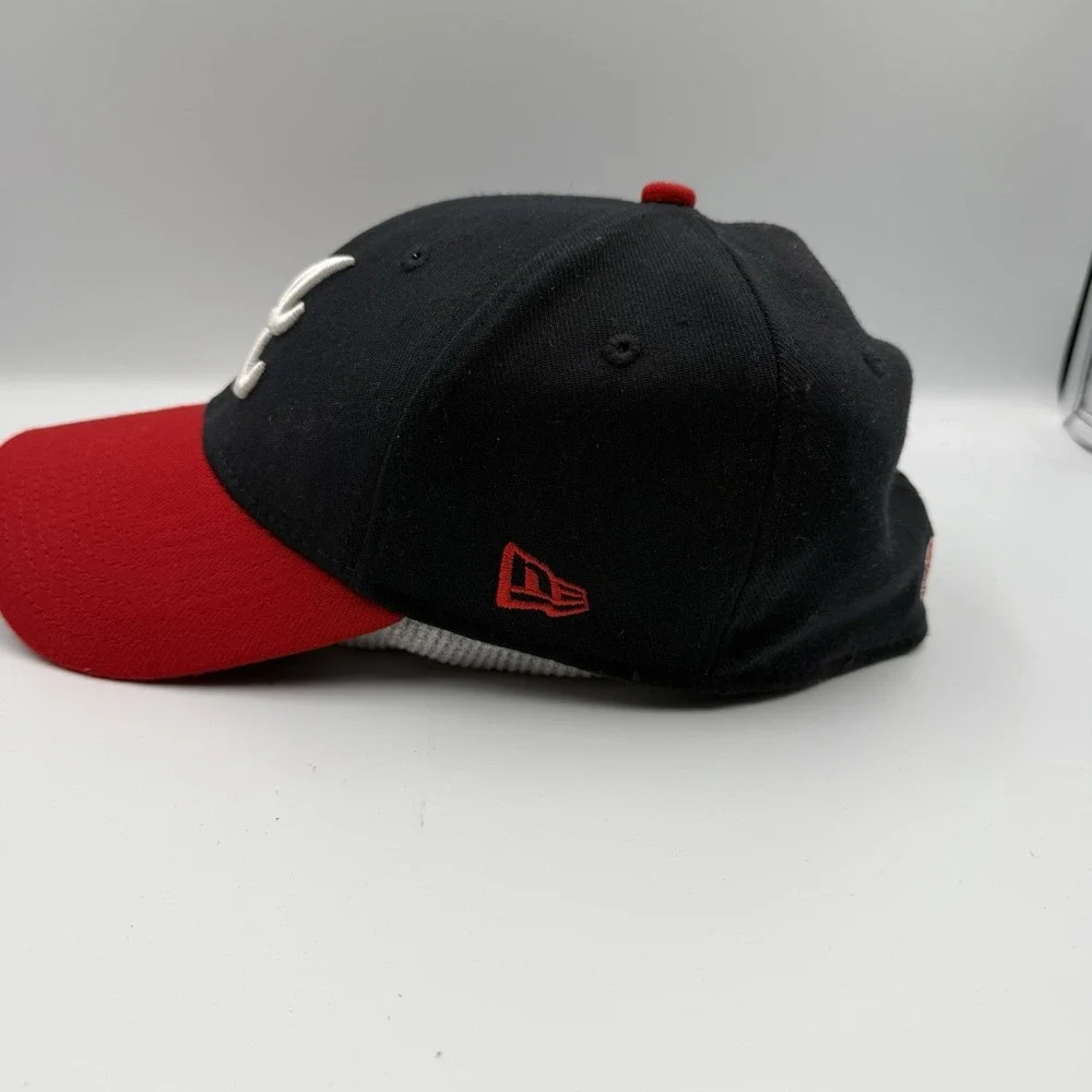New Era‎ Atlanta Braves MLB 39Thirty Stretch-Fit Hat Navy/Red Small Medium